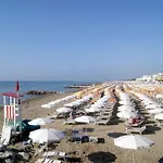 Bright Flat With Balcony-beahost * Caorle